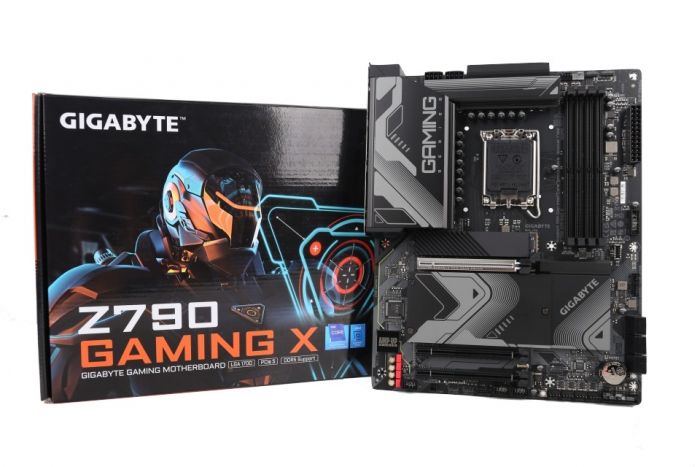 Материнська плата Gigabyte Z790 Gaming X Socket 1700