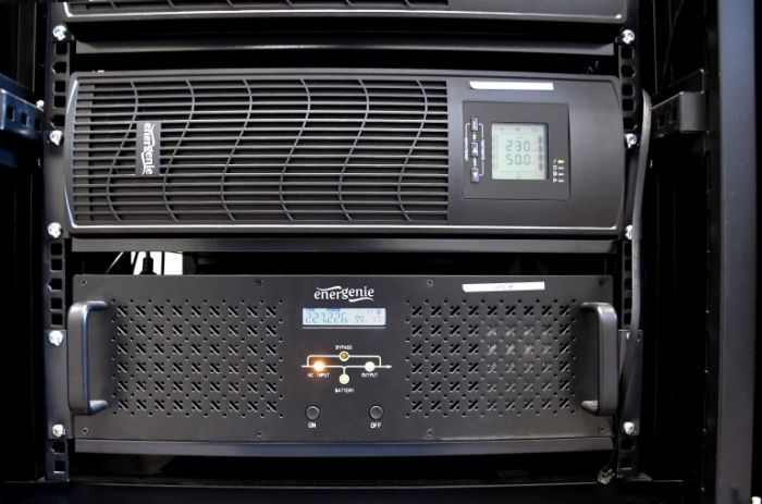 Джерело безперебійного живлення EnerGenie UPS-RACK-1500 1500VA