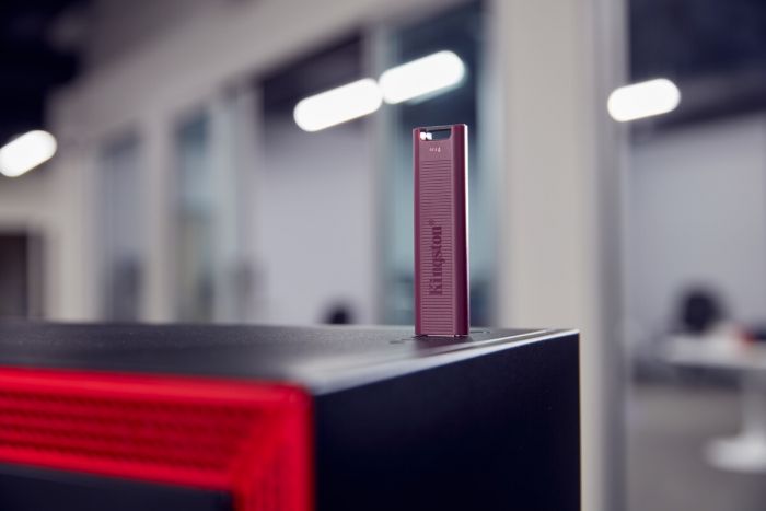 Флеш-накопичувач USB3.2 1TB Kingston DataTraveler Max Red (DTMAXA/1TB)