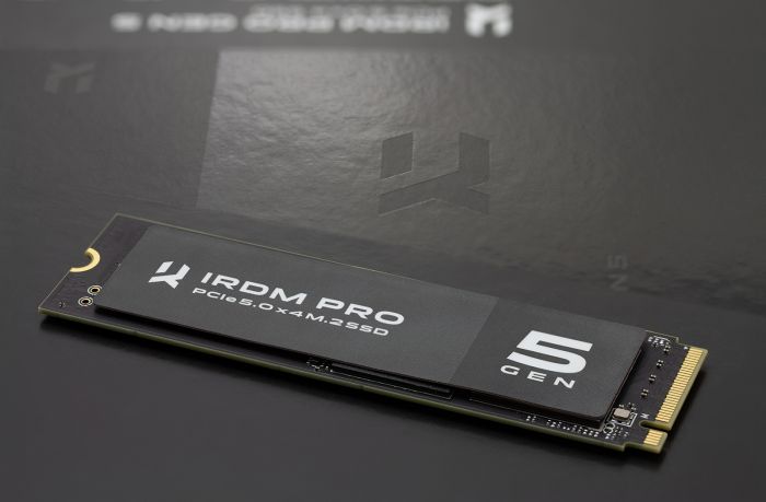 Накочувач SSD 2TB Goodram IRDM Pro Gen5 M.2 2280 PCIe 5.0 x4 3D TLC (IRP-SSDPR-P54S-2K0-80)